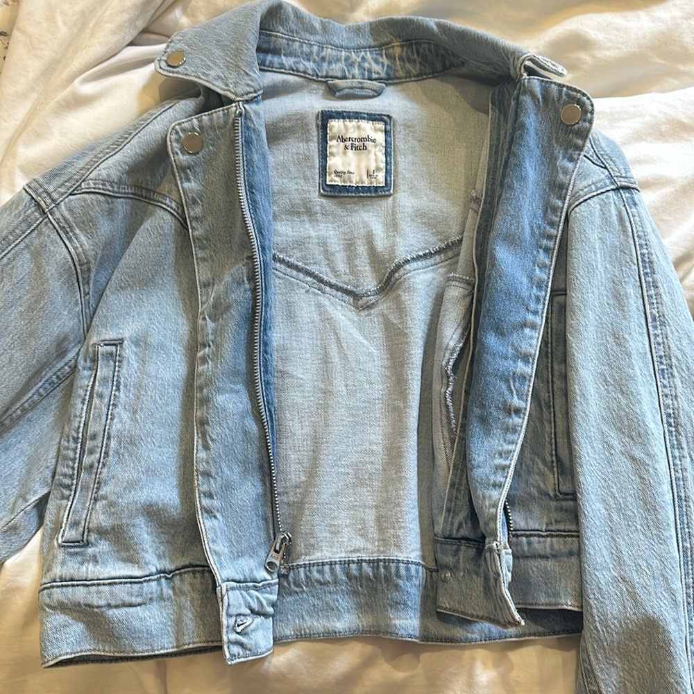 ABERCROMBIE JEAN JACKET